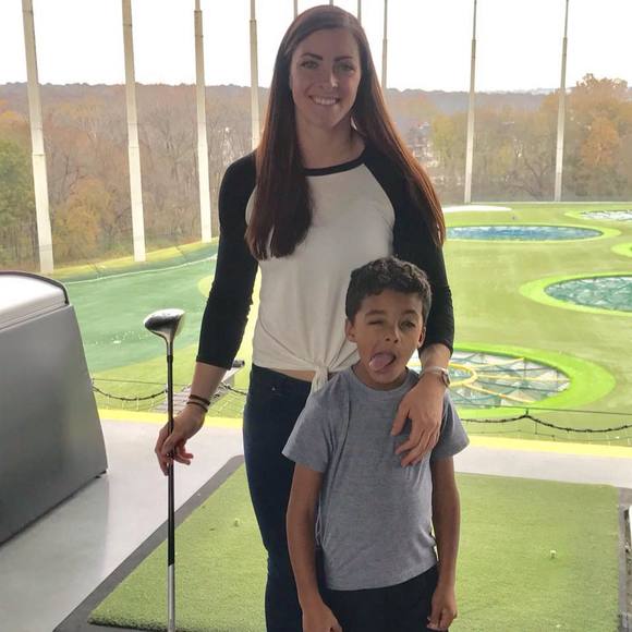 Meet your Posher, Alyssa - Picture 1 of 1